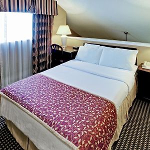Two-Bedroom King Suite