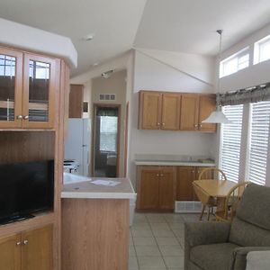 One-Bedroom Cottage