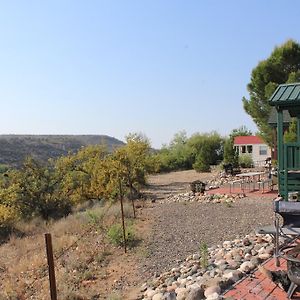 Verde Valley Canyon View Cottage 6