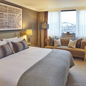 Premium King Room