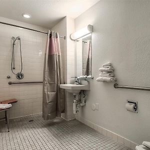 Queen Room Disability Access