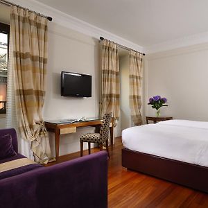 Executive King Room