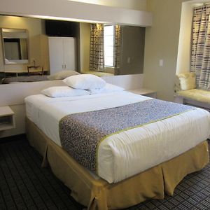 Queen Suite
