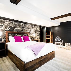 Basement King Room