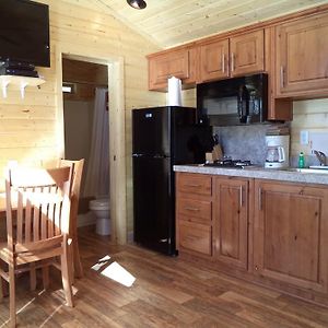 One-Bedroom Cabin
