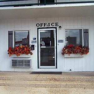 Budget Deluxe Motel