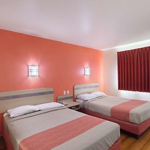 Quadruple Room Non-Smoking