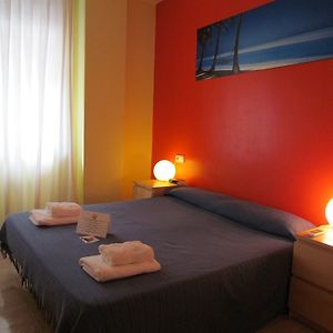 Barcelona City North Hostal