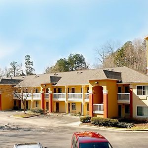 Suburban Studios Raleigh - Crabtree Valley