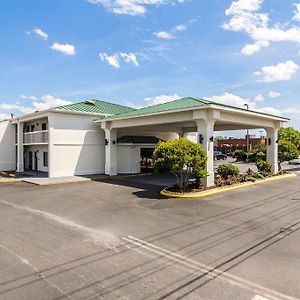 Motel 6 Waycross
