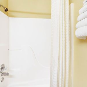 Queen Room Mobility accessible