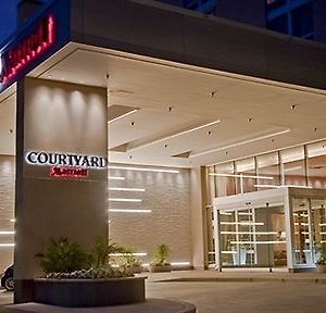 Courtyard By Marriott Bethesda Chevy Chase