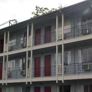 Cougar Land Motel
