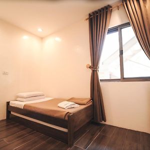 Standard King Suite