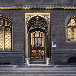 Babila Hostel & Bistrot