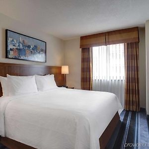 One-Bedroom King Suite