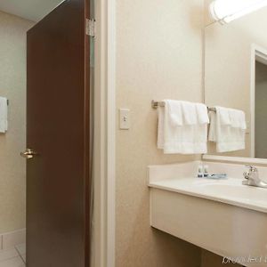 Queen Studio Mobility accessible