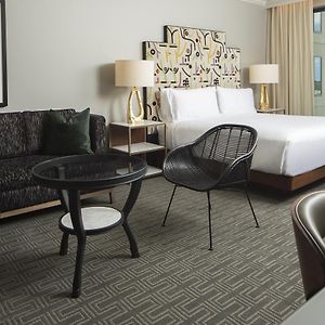 Premium King Room