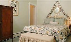 Inn At Grey Gables