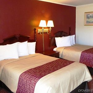 Red Roof Inn Santee