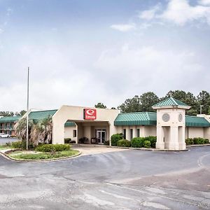 Rodeway Inn & Conference Center