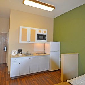 One-Bedroom King Suite