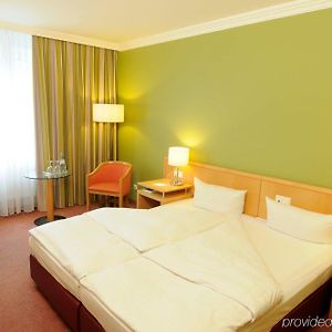Basic King Room