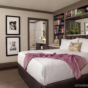 Luxury King Suite