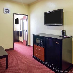 Queen Suite