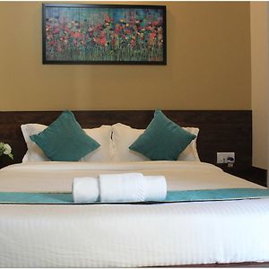 Budget King Room