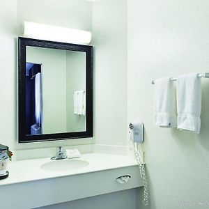 King Room Mobility accessible