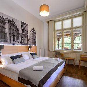 Elegance Double Room