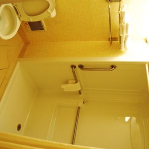 King Room Mobility accessible