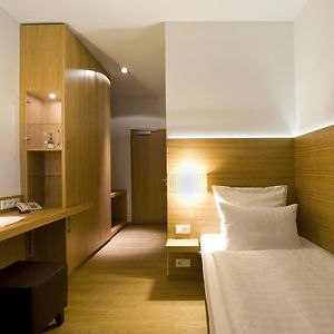 Standard Room with 1 Single Bed
