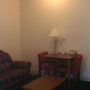 One-Bedroom King Suite
