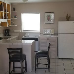 Deluxe Queen Suite