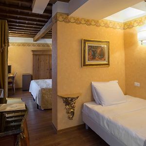 Classic Triple Room