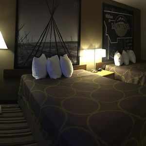 Queen Room