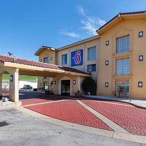Motel 6-Knoxville, Tn