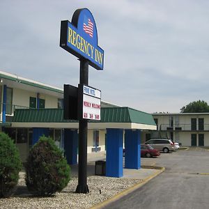 Regency Inn Of Naperville