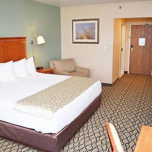 Private Queen Room