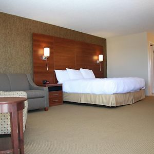 Budget Host Inn & Suites