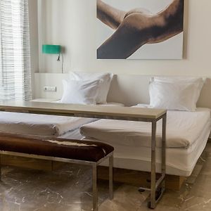 Premium King Room