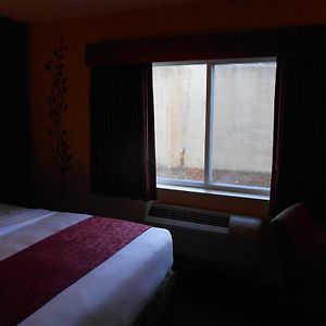 Deluxe  King Room Mobility accessible