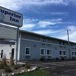 Superior Inn