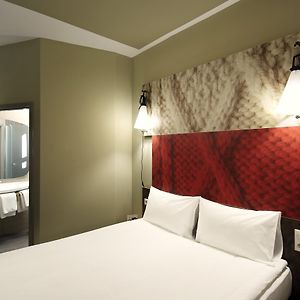 Standard Room with 1 Single Bed