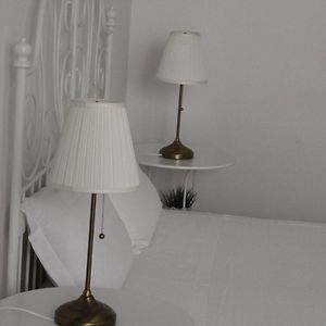 Deluxe One-Bedroom Apartment