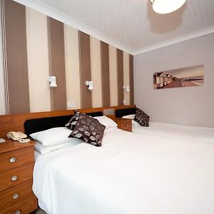 Standard Family King Room