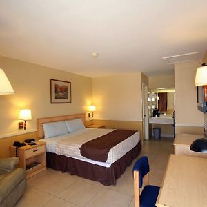 Edinburg Executive Inn
