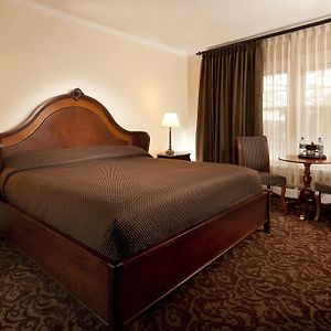 Classic King Room